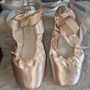 Used Dance Ballet Pointe Shoes